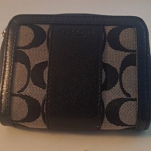 Vintage Coach NWOB Signature C wallet